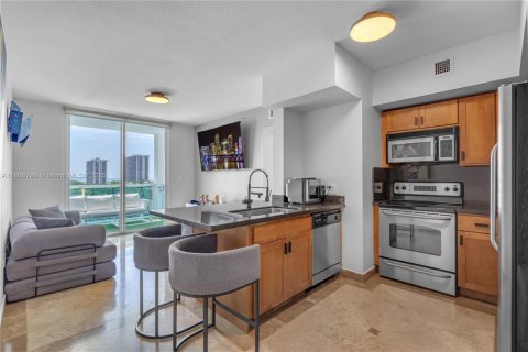 Condominio en venta en Miami, Florida, 2 dormitorios, 76.27 m2 № 1896529 - foto 5