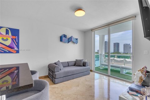 Condominio en venta en Miami, Florida, 2 dormitorios, 76.27 m2 № 1896529 - foto 12