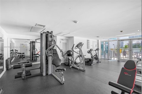 Condominio en venta en Miami, Florida, 2 dormitorios, 76.27 m2 № 1896529 - foto 24