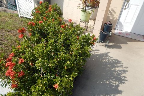 House in Lake Wales, Florida 1 bedroom, 60.2 sq.m. № 1691021 - photo 2