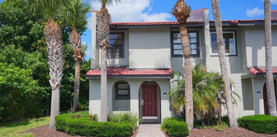 Townhouse in Kissimmee, Florida 2 bedrooms, 97.73 sq.m. № 2150123