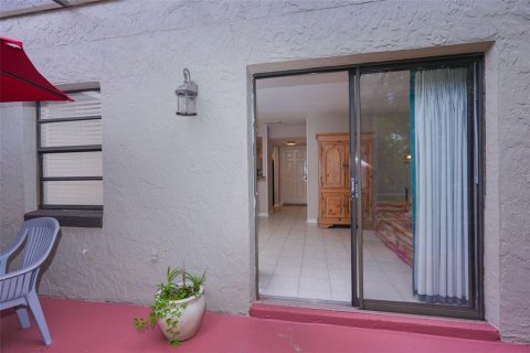 Townhouse in Kissimmee, Florida 2 bedrooms, 97.73 sq.m. № 2150123 - photo 23