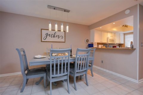 Townhouse in Kissimmee, Florida 2 bedrooms, 97.73 sq.m. № 2150123 - photo 7
