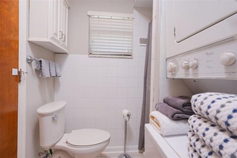 Townhouse in Kissimmee, Florida 2 bedrooms, 97.73 sq.m. № 2150123 - photo 13