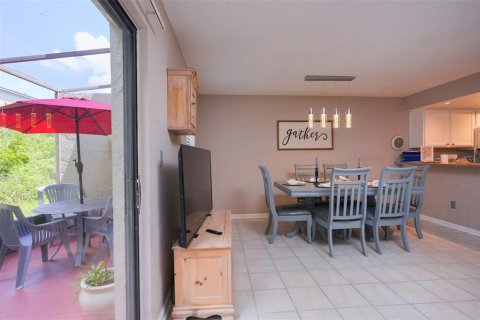 Townhouse in Kissimmee, Florida 2 bedrooms, 97.73 sq.m. № 2150123 - photo 11