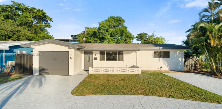 Villa ou maison à Pembroke Pines, Floride 3 chambres, 123.56 m2 № 1976953