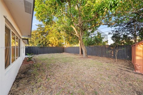 Villa ou maison à louer à Pembroke Pines, Floride: 3 chambres, 123.56 m2 № 1976953 - photo 21