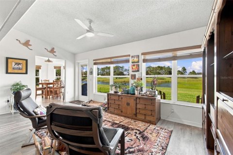 House in Hudson, Florida 2 bedrooms, 167.69 sq.m. № 2416720 - photo 14