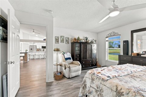 House in Hudson, Florida 2 bedrooms, 167.69 sq.m. № 2416720 - photo 25