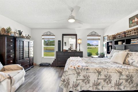 House in Hudson, Florida 2 bedrooms, 167.69 sq.m. № 2416720 - photo 23