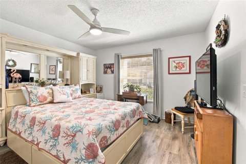 House in Hudson, Florida 2 bedrooms, 167.69 sq.m. № 2416720 - photo 29