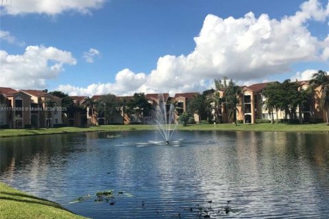 Condominio en venta en Miramar, Florida, 2 dormitorios, 89.74 m2 № 1979996 - foto 26
