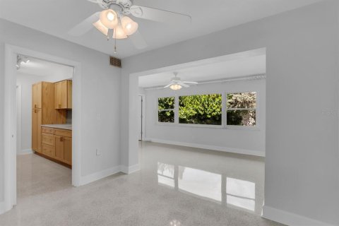Villa ou maison à vendre à Dunedin, Floride: 3 chambres, 139.91 m2 № 2396980 - photo 14