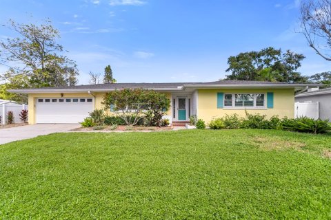 Villa ou maison à Dunedin, Floride 3 chambres, 139.91 m2 № 2396980