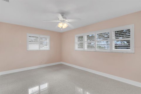 Villa ou maison à vendre à Dunedin, Floride: 3 chambres, 139.91 m2 № 2396980 - photo 18