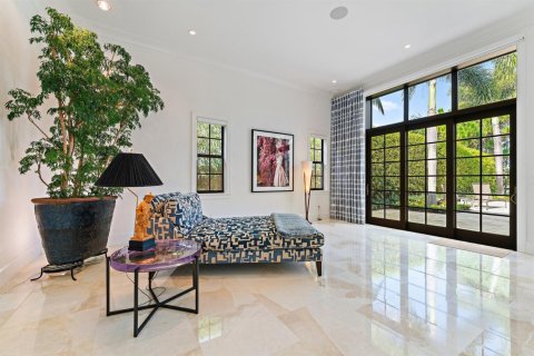 House in Tequesta, Florida 5 bedrooms, 588.16 sq.m. № 2185727 - photo 8