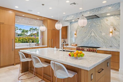 House in Tequesta, Florida 5 bedrooms, 588.16 sq.m. № 2185727 - photo 13