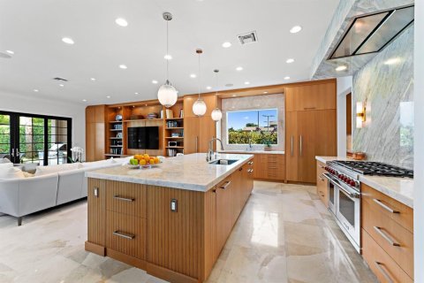 House in Tequesta, Florida 5 bedrooms, 588.16 sq.m. № 2185727 - photo 14