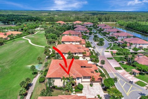 Copropriété à louer à West Palm Beach, Floride: 2 chambres, 216.18 m2 № 1223667 - photo 1