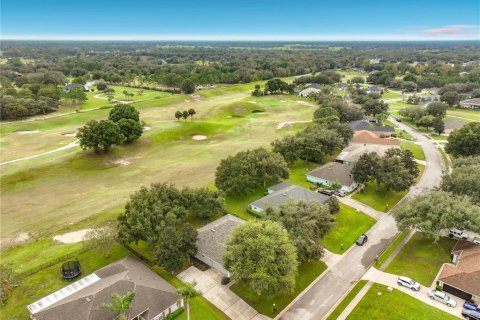 House in Eustis, Florida 4 bedrooms, 199.09 sq.m. № 2429322 - photo 6
