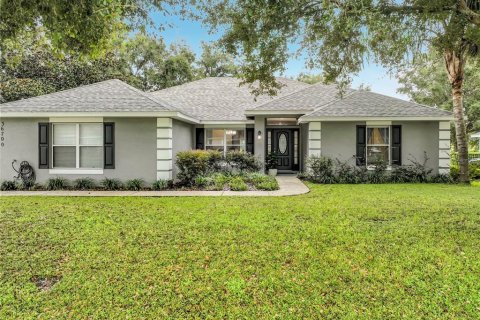 House in Eustis, Florida 4 bedrooms, 199.09 sq.m. № 2429322 - photo 3