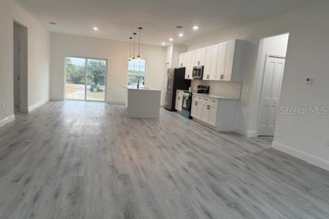House in Citrus Springs, Florida 4 bedrooms, 164.72 sq.m. № 2109234 - photo 6
