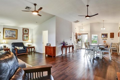 House in Lake Wales, Florida 2 bedrooms, 139.07 sq.m. № 1879686 - photo 17