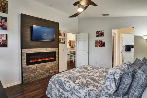 House in Lake Wales, Florida 2 bedrooms, 139.07 sq.m. № 1879686 - photo 4