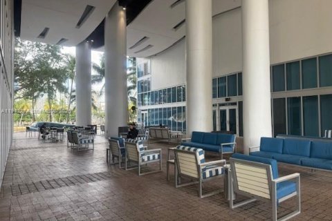 Copropriété à louer à Miami, Floride: 2 chambres, 112.6 m2 № 2000167 - photo 6