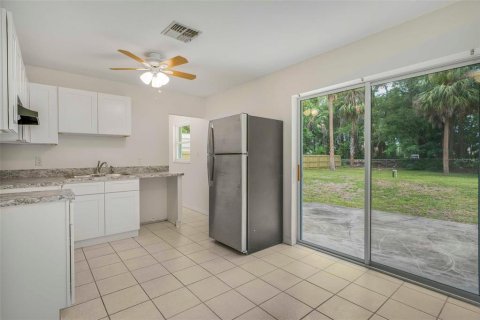 House in Crystal River, Florida 2 bedrooms, 102.56 sq.m. № 1808377 - photo 8