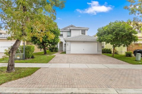 Villa ou maison à Miramar, Floride 5 chambres, 244.98 m2 № 2355318