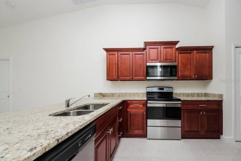 Villa ou maison à louer à Kissimmee, Floride: 4 chambres, 153.01 m2 № 2116479 - photo 6