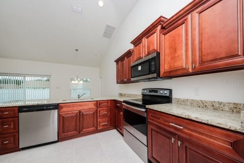 Villa ou maison à louer à Kissimmee, Floride: 4 chambres, 153.01 m2 № 2116479 - photo 7