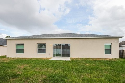 Villa ou maison à louer à Kissimmee, Floride: 4 chambres, 153.01 m2 № 2116479 - photo 15