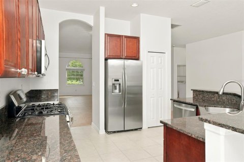 House in Sarasota, Florida 3 bedrooms, 190.73 sq.m. № 2400182 - photo 6