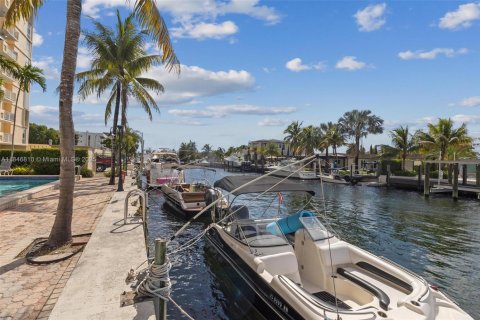 Copropriété à vendre à North Miami, Floride: 2 chambres, 83.98 m2 № 1846020 - photo 21