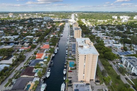 Copropriété à vendre à North Miami, Floride: 2 chambres, 83.98 m2 № 1846020 - photo 23