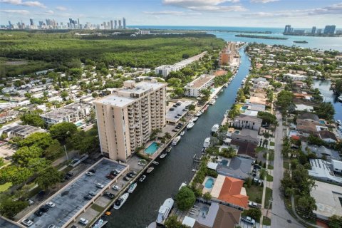 Copropriété à vendre à North Miami, Floride: 2 chambres, 83.98 m2 № 1846020 - photo 22