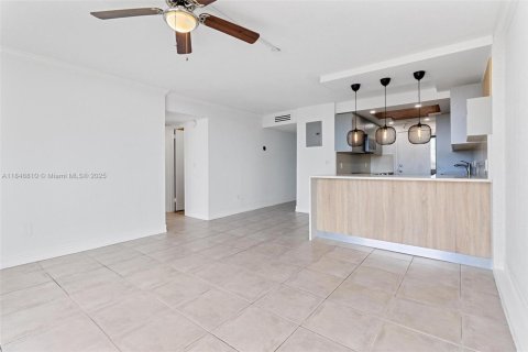 Copropriété à vendre à North Miami, Floride: 2 chambres, 83.98 m2 № 1846020 - photo 10