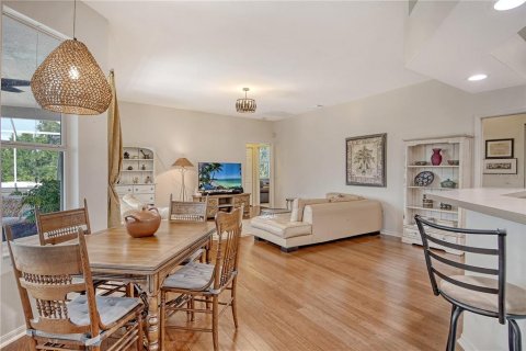 House in Bradenton, Florida 4 bedrooms, 223.15 sq.m. № 1816824 - photo 17