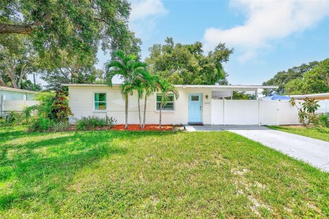 Villa ou maison à Seminole, Floride 2 chambres, 65.4 m2 № 2299566