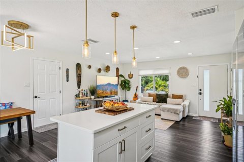 Casa en venta en Saint Petersburg, Florida, 3 dormitorios, 90.58 m2 № 1879403 - foto 17