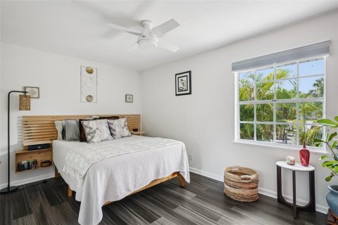 Casa en venta en Saint Petersburg, Florida, 3 dormitorios, 90.58 m2 № 1879403 - foto 23