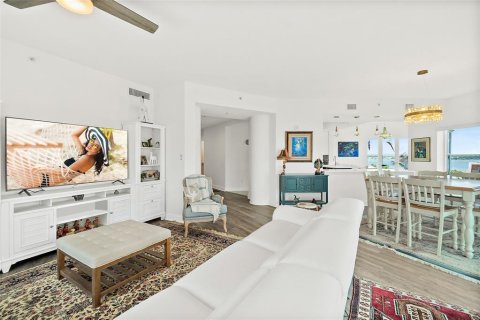Condominio en venta en Daytona Beach Shores, Florida, 3 dormitorios, 230.4 m2 № 1870178 - foto 10