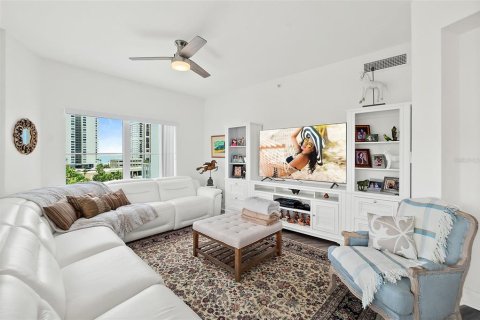 Condominio en venta en Daytona Beach Shores, Florida, 3 dormitorios, 230.4 m2 № 1870178 - foto 3
