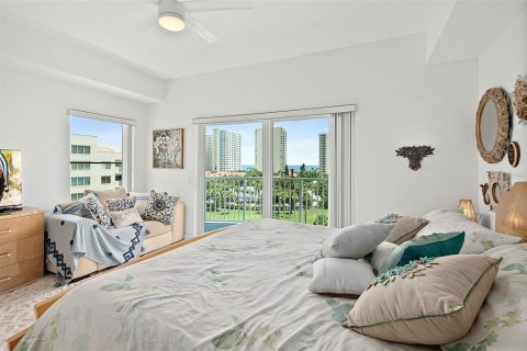 Condominio en venta en Daytona Beach Shores, Florida, 3 dormitorios, 230.4 m2 № 1870178 - foto 25