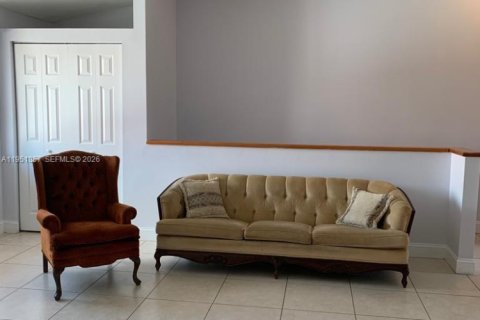 Купить кондоминиум в Дорал, Флорида 2 спальни, 79.62м2, № 2008551 - фото 6