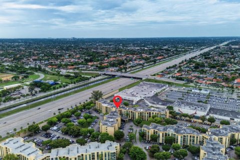 Condo in Miami, Florida, 3 bedrooms № 2171863 - photo 20