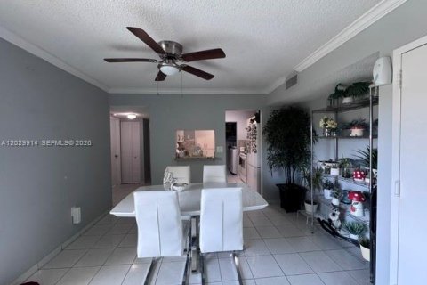 Condo in Miami, Florida, 3 bedrooms № 2171863 - photo 12