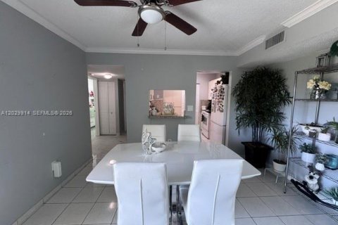 Condo in Miami, Florida, 3 bedrooms № 2171863 - photo 8